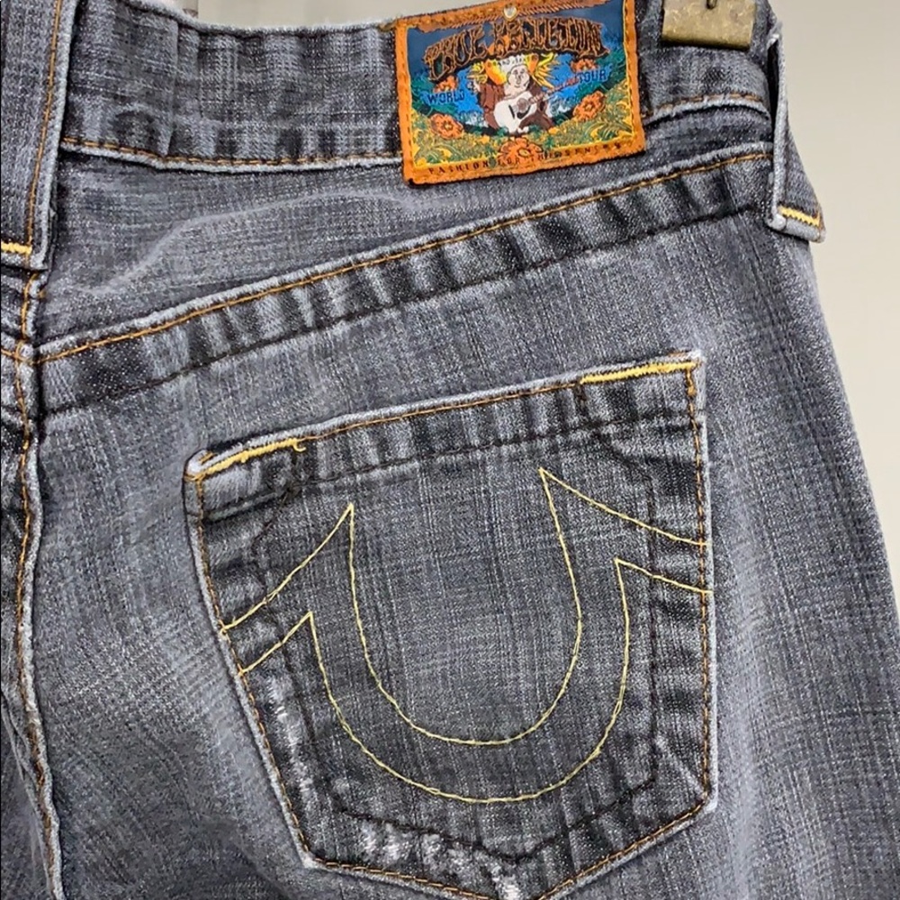 True Religion Bobby gray distressed flare
